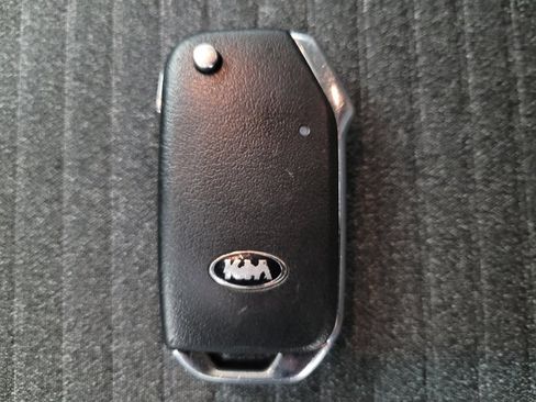 Used 2021 Kia Soul S FWD image 32