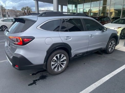 Used 2025 Subaru Outback Limited w/ Popular Package #2 image 2