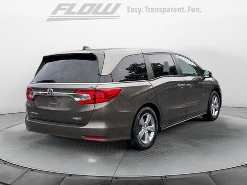 Used 2018 Honda Odyssey EX image 9