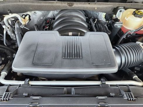 Used 2023 GMC Yukon SLT image 26