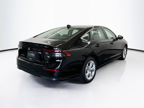 Used 2025 Honda Accord LX image 9