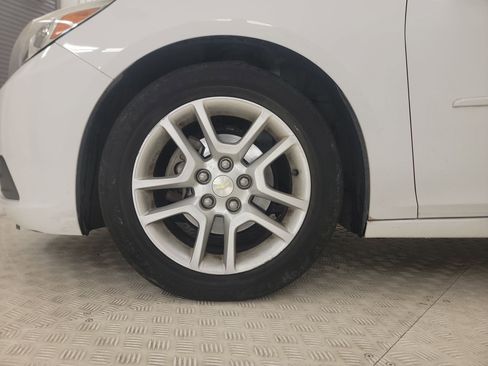 Used 2015 Chevrolet Malibu LT w/ Power Convenience Package image 10