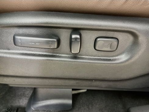 Certified 2025 Honda Passport EX-L image 22
