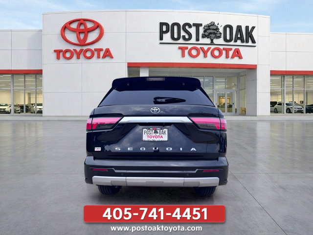 Used 2023 Toyota Sequoia Capstone AWD/4WD image 8