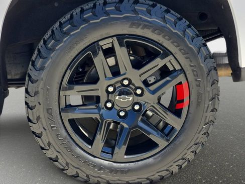 Used 2021 Chevrolet Silverado 1500 RST w/ Redline Edition AWD/4WD image 35
