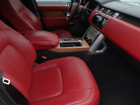 Used 2020 Land Rover Range Rover Long Wheelbase Autobiography image 10