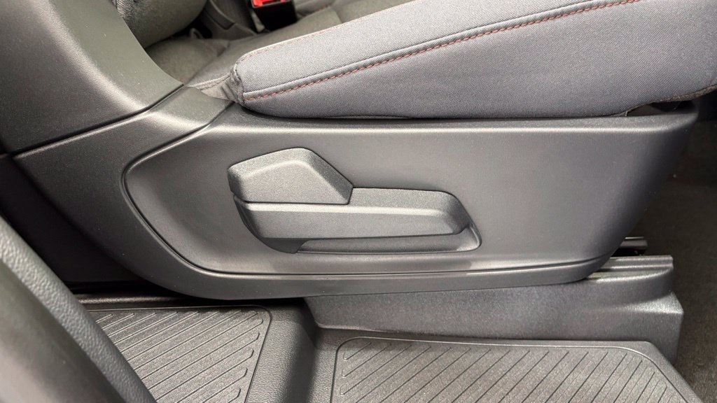 New 2026 Ford Explorer Active AWD/4WD image 32