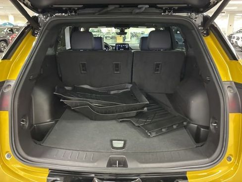 Used 2023 Chevrolet Blazer RS w/ Driver Confidence II Package AWD/4WD image 19