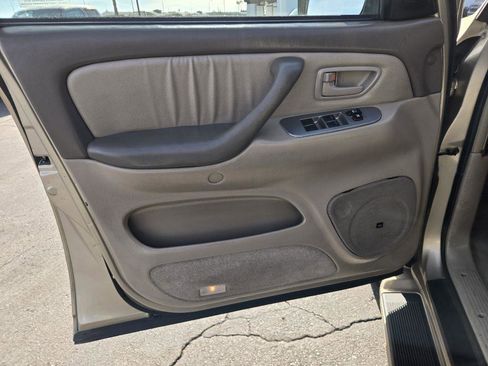 Used 2005 Toyota Sequoia Limited image 10
