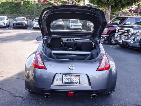 Used 2020 Nissan 370Z Base image 24