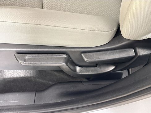 Used 2022 Honda HR-V LX image 22
