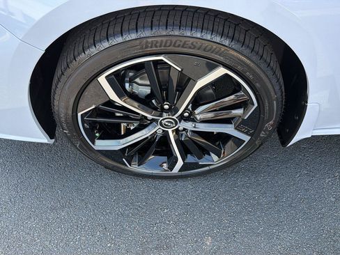 New 2026 Nissan Altima 2.5 SR w/ SR Premium Package FWD image 35