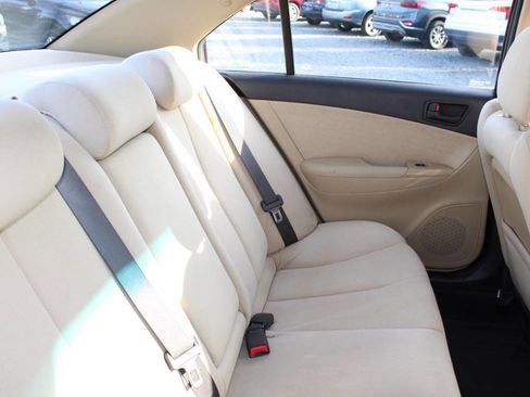 Used 2010 Hyundai Sonata GLS image 16