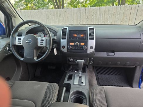 Used 2014 Nissan Frontier PRO-4X AWD/4WD image 29