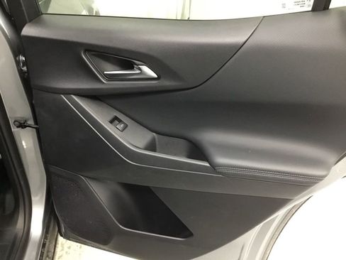 Used 2025 Chevrolet Equinox LT image 31