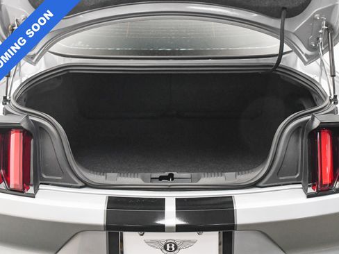 Used 2020 Ford Mustang Shelby GT350 w/ Technology Package image 7