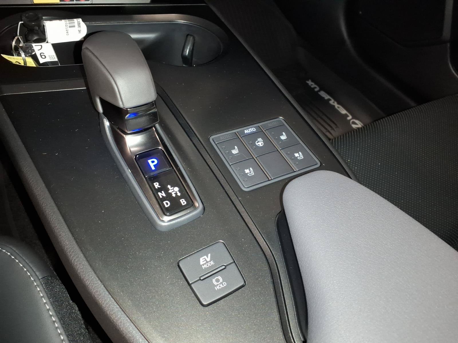 New 2026 Lexus UX 300h AWD image 8
