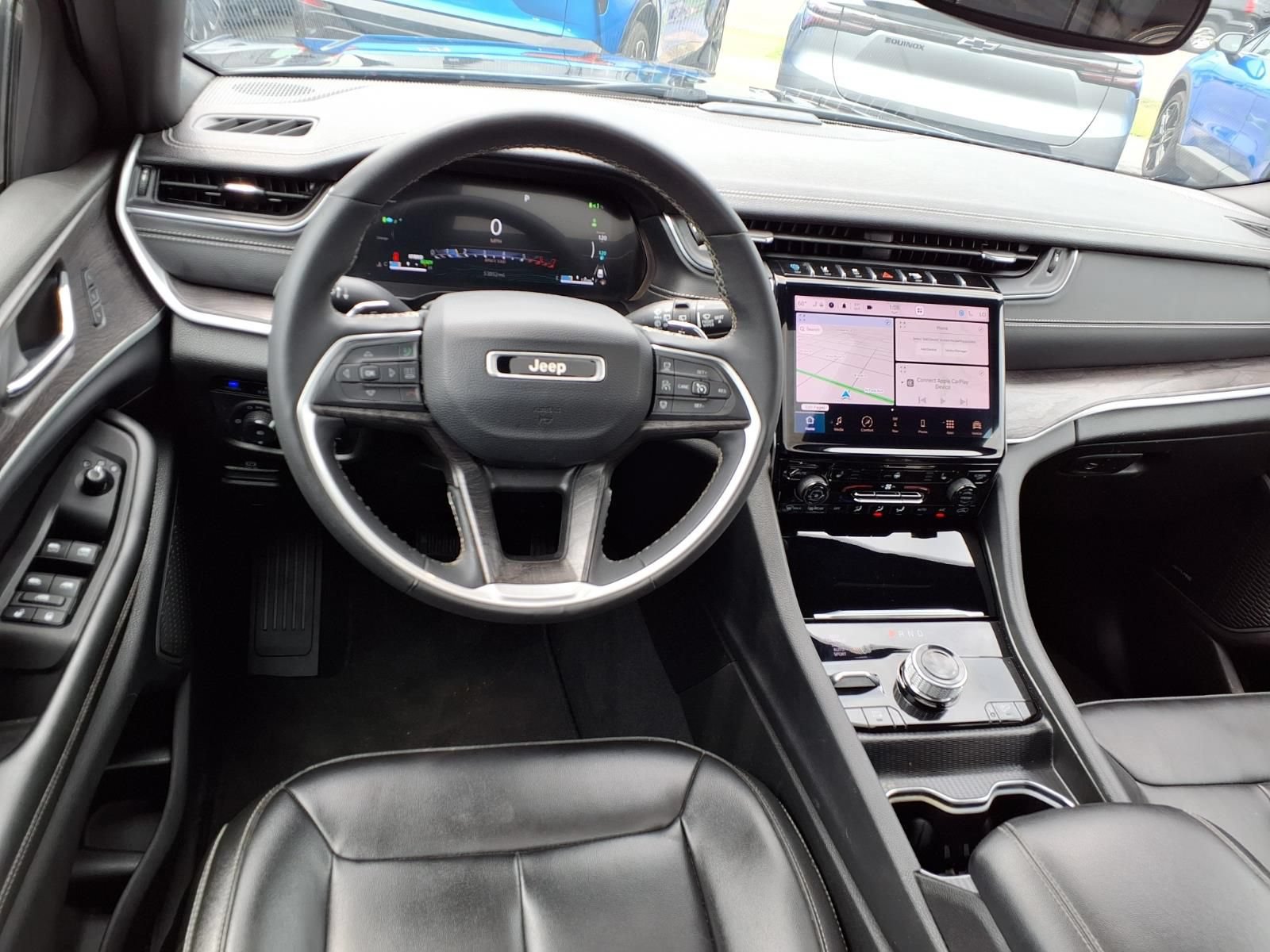 Used 2024 Jeep Grand Cherokee Limited 4xe AWD/4WD image 6