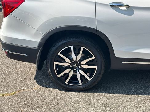 Used 2021 Honda Pilot Elite image 19