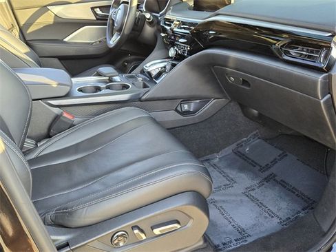 Used 2023 Acura MDX FWD w/ Technology Package image 16