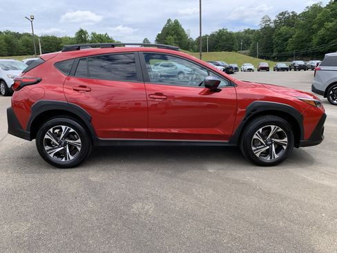 Used 2026 Subaru Crosstrek 2.5i Premium AWD/4WD image 11