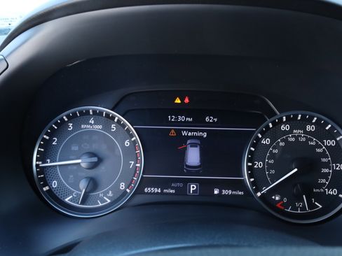 Used 2024 Nissan Armada SV image 24