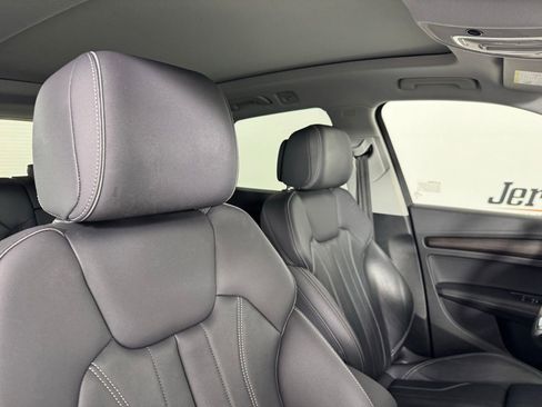 Used 2024 Audi Q5 2.0T Premium Plus image 35