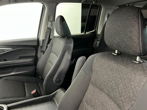 Used 2023 Honda Ridgeline Sport image 17