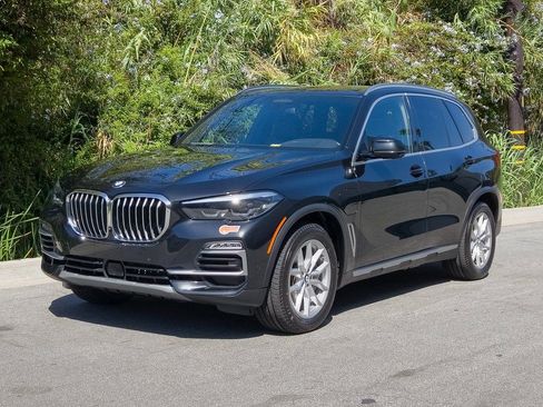 Used 2021 BMW X5 xDrive45e image 27