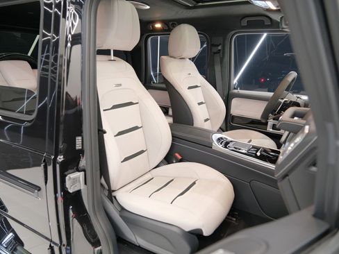 Used 2025 Mercedes-Benz G 63 AMG 4MATIC image 34