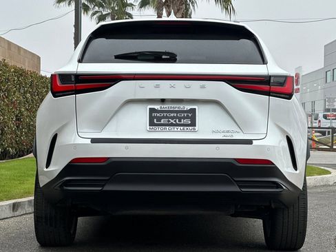 Used 2024 Lexus NX 450h+ AWD w/ Luxury Package image 5
