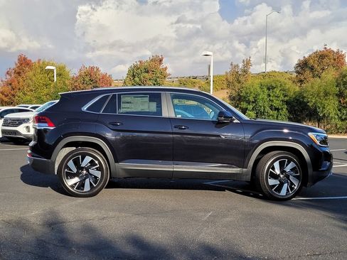 New 2025 Volkswagen Atlas Cross Sport SEL AWD/4WD image 4