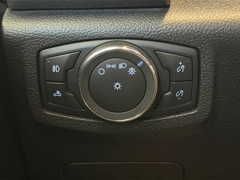 Used 2017 Ford F150 XLT w/ Equipment Group 302A Luxury AWD/4WD image 24
