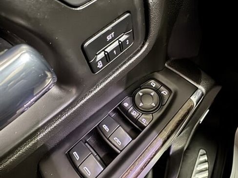 Used 2023 GMC Sierra 2500 Denali w/ Denali Black Diamond Edition image 23