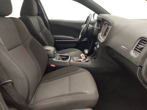 Used 2022 Dodge Charger SXT RWD image 21