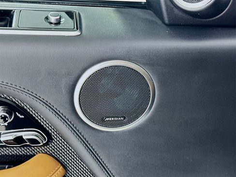 Used 2021 Land Rover Range Rover SV Autobiography Dynamic image 20