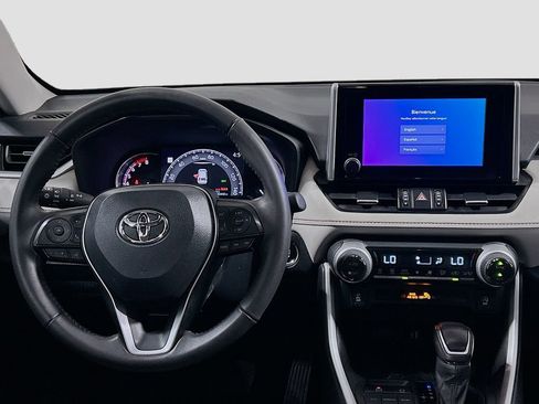 Used 2023 Toyota RAV4 XLE Premium FWD image 19