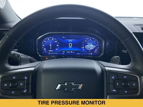 Certified 2023 Chevrolet Silverado 1500 RST w/ Z71 Off-Road Package AWD/4WD image 3