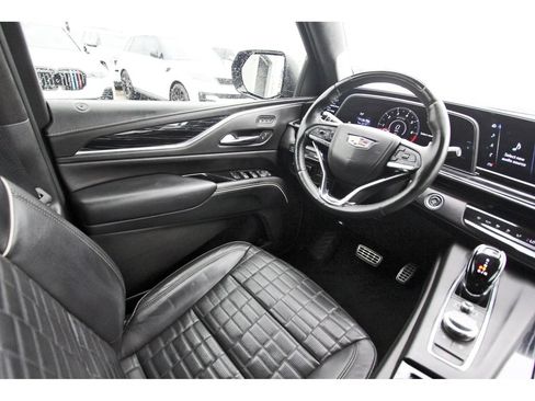 Used 2023 Cadillac Escalade V AWD/4WD image 8