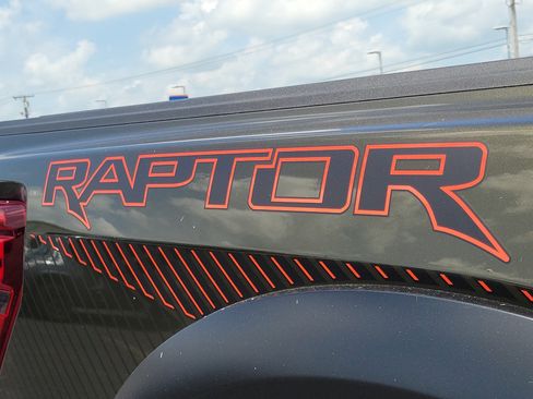Used 2024 Ford F150 Raptor AWD/4WD image 7