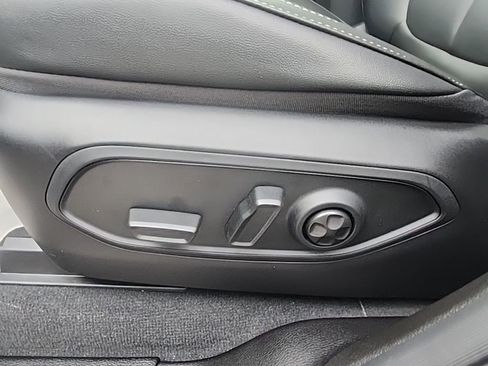 New 2026 Jeep Grand Cherokee Limited image 21