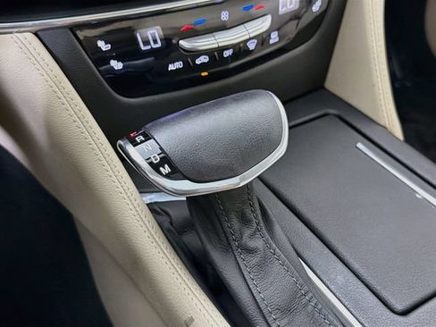 Used 2017 Cadillac CT6 2.0T RWD image 19