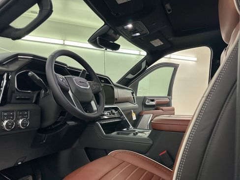 New 2026 GMC Sierra 3500 Denali Ultimate AWD/4WD image 27