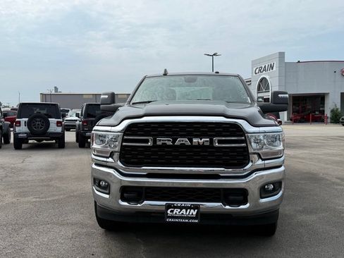 Used 2024 RAM 2500 Big Horn w/ Bed Utility Group AWD/4WD image 2