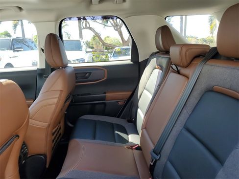 Used 2023 Ford Bronco Sport Outer Banks w/ Tech Package image 12