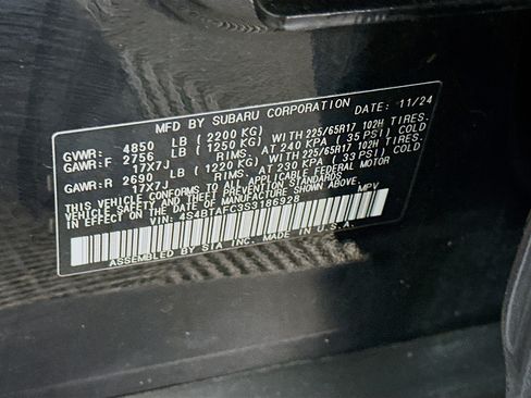 Used 2025 Subaru Outback Premium image 12