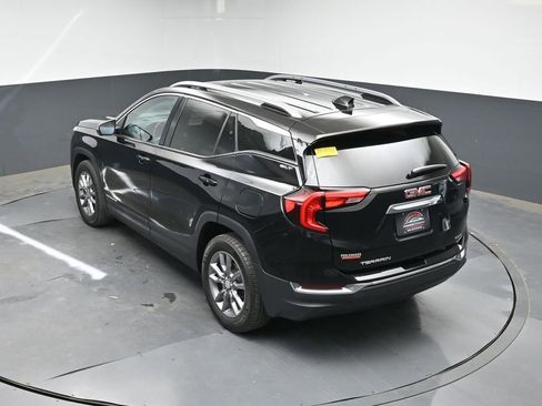 Used 2023 GMC Terrain SLT image 20