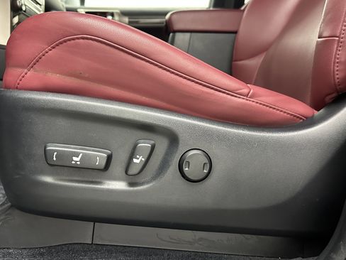 Used 2020 Lexus GX 460 Premium image 11