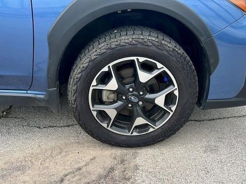 Used 2020 Subaru Crosstrek 2.0i Premium w/ Moonroof Package 2 AWD/4WD image 9