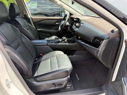 Certified 2023 Nissan Rogue SL w/ SL Premium Package AWD/4WD image 25